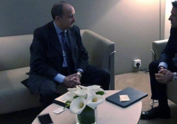 مباحثات مكثفة لوزير التجارة مع عدد من كبريات الشركات العالمية المشاركة بمنتدى دافوس بالأردن