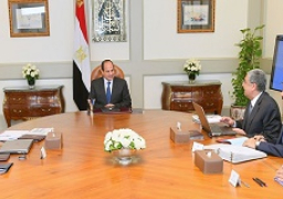 السيسي يجتمع مع رئيس الوزراء ووزيري الكهرباء والري