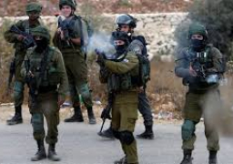 إصابة 25 فلسطينيا خلال اقتحام قوات الاحتلال لنابلس
