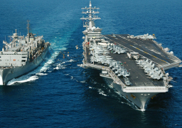 إيران تهدّد باستهداف حاملة الطائرات الأمريكية في الخليج