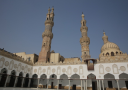 خطيب الجامع الأزهر يدعو إلى الابتعاد عن ثقافة المقالب والسخرية