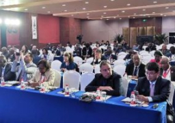 عرض استراتيجية مصر فى تعزيز بناء القدرات فى الذكاء الاصطناعى فى مؤتمر بالصين