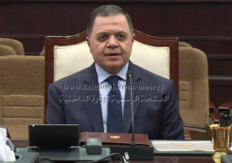 وزير الداخلية يكافىء 558 من رجال الشرطة لجهودهم المتميزة على مدار شهر أبريل الماضي