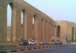 رئيس الوزراء يوجه بإزالة المبانى داخل منطقة سور مجرى العيون بالكامل