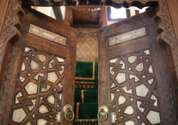 بالفيديو والصور..الآثار: الترميم أظهر روعة منبر مسجد “خوند اصلباي”
