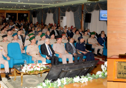 الفريق أول / محمد زكى يشهد تخريج دورات جديدة من دارسى أكاديمية ناصر العسكرية العليا