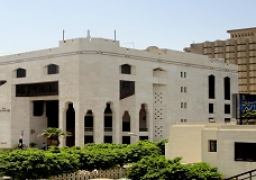 دار الإفتاء : لا يجوز تأخير زكاة الفطر عن وقتها