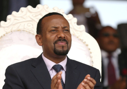 آبي أحمد يصل الخرطوم للوساطة بين الأطراف السودانية