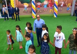 الرئيس السيسى يشارك أُسر وأبناء شهداء ومصابى الجيش والشرطة احتفالات عيد الفطر المبارك