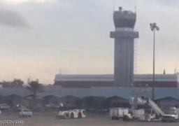 قتيل وعدة جرحى في هجوم بطائرة مسيرة حوثية على موقف سيارات بمطار أبها السعودي