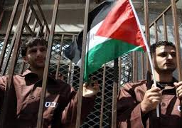 “هيئة الأسرى الفلسطينيين”: الاحتلال يفصل أسيرا قاصرا عن والده