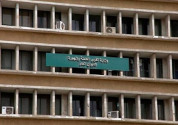 الامارات تقرر تخفيض رسوم الخدمات وتصاريح العمل