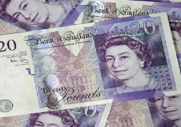 الجنيه الإسترلينى يصل لأدنى مستوياته من عامين