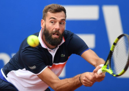 الفرنسي بنوا بير يتأهل إلى دور ال 16 من بطولة “ويمبلدون” للتنس