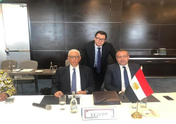 بالصور.لوزا يشارك في اجتماع الدول المساهمة بقوات في بعثة أميصوم بكينيا