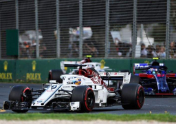 سباق جائزة أستراليا الكبرى مستمر في ملبورن حتى 2025