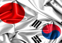 كوريا الجنوبية واليابان تجريان محادثات في بانكوك وسط خلاف تجاري