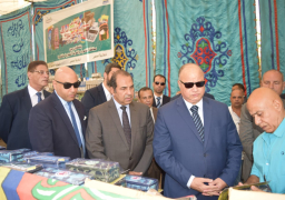 غرفة القاهرة: افتتاح 38 معرض أهلا مدارس بالأحياء المختلفة.. صور