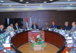 وزير النقل يترأس اجتماع الجمعية العمومية العادية والغير عادية لشركة السكك الحديدية للخدمات المتكاملة وأعمال التأمين والنظافة