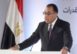 الحكومة تقف دقيقة حداد على أرواح شهداء حادث معهد الأورام باجتماعها الأسبوعى