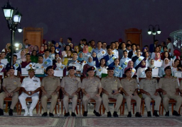 القوات المسلحة تكرم الطلبة المتفوقين دراسيا من أسر القوات المسلحة