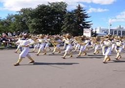 الموسيقات العسكرية تواصل عروضها المميزة ضمن المهرجان الدولى الثانى عشر للموسيقات العسكرية