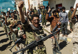 مصادر يمنية : ميليشيات الحوثى تكثف قصفها على الحديدة غربى اليمن