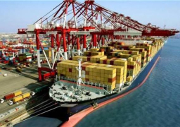 تداول 25 سفينة بضائع عامة وحاويات بموانئ بورسعيد