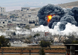 عشرات القتلى في قصف استهدف تجمعا لمسلحين في إدلب شمال غرب سوريا