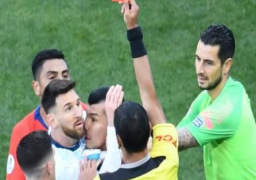 اتحاد “كونميبول” يقرر إيقاف ميسى 3 أشهر وتغريمه 50 ألف دولار