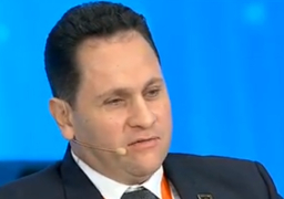 المخرج تامر الخشاب يكشف كيفية التلاعب بالفيديوهات لتشويه إنجازات الدولة