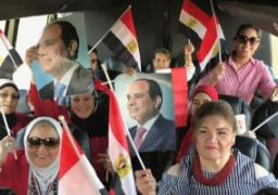 صور.. المصريون بأمريكا يتوجهون للأمم المتحدة لدعم وتأييد الرئيس السيسي
