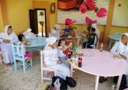 ( سجن القناطر نساء يستقبل 12 طفل مودعين بإحدى دور الرعاية لزيارة أمهاتهم )