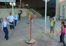 وزير الرياضة ينهي أزمة إيقاف نشاط كرة السرعة بمصر