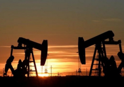 أسعار النفط تنخفض بعد إعلان السعودية استعادة الطاقة الإنتاجية بحلول أواخر سبتمبر
