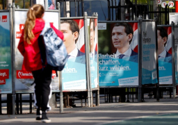 فتح مراكز الاقتراع للتصويت في الانتخابات البرلمانية المبكرة بالنمسا بمشاركة 8 أحزاب