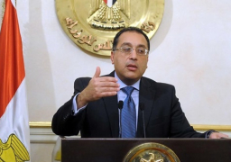 مدبولي يتفقد معرضاً للمنتجات الزراعية على هامش الاحتفال باليوم الأفريقي العاشر للأمن الغذائي والتغذوي