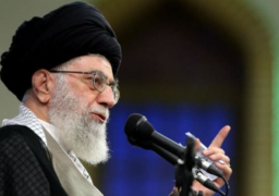 خامنئى : لا محادثات مع واشنطن .. وضغطهم علينا لن ينجح