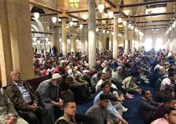 خطيب الأزهر: بالعلم النافع تُشيد الحضارات وترتقي الأمم