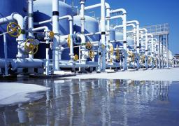 مدبولي يبحث مع شركة سعودية إقامة محطات تحلية مياه عملاقة