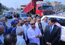 بالصور.. وزير النقل يتفقد اعمال تطوير طريق بنها