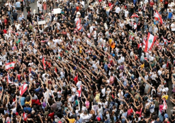 “الجيش اللبناني” يعلن تضامنه مع مطالب المحتجين.. ويدعو المواطنين لالتزام السلمية