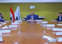 وزير النقل يتابع الموقف التنفيذي والمالي لمشروعات مترو الأنفاق والقطار المكهرب ومشروعي المونوريل والقطار السريع