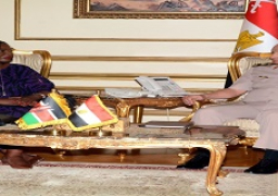 الفريق أول / محمد زكى القائد العام للقوات المسلحة وزير الدفاع والإنتاج الحربى يلتقى وزير دفاع جمهورية كينيا