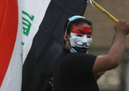 العراقيين يواصلون الاحتجاجات … واستقالة 3 نواب فى البرلمان تضامنا مع الشعب