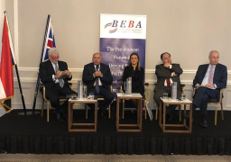 “المالية” تدعو المستثمرين بلندن لتعظيم استثماراتهم فى مصر