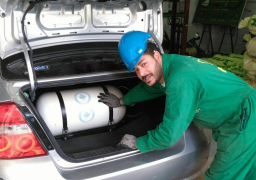 “البترول” تكشف عن تحويل 147 ألف سيارة أجرة للعمل بالغاز خلال 3 سنوات