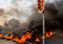 العراق .. إغلاق طرق بالبصرة وقطع جسور في ذي قار