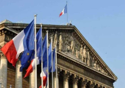 القضاء الفرنسي يفرج عن ناشط إيطالي ضد العولمة تطالب روما باسترداده