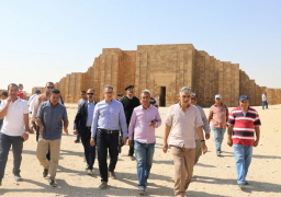بالصور .. وزير الآثار يتفقد منطقة جبانة سقارة